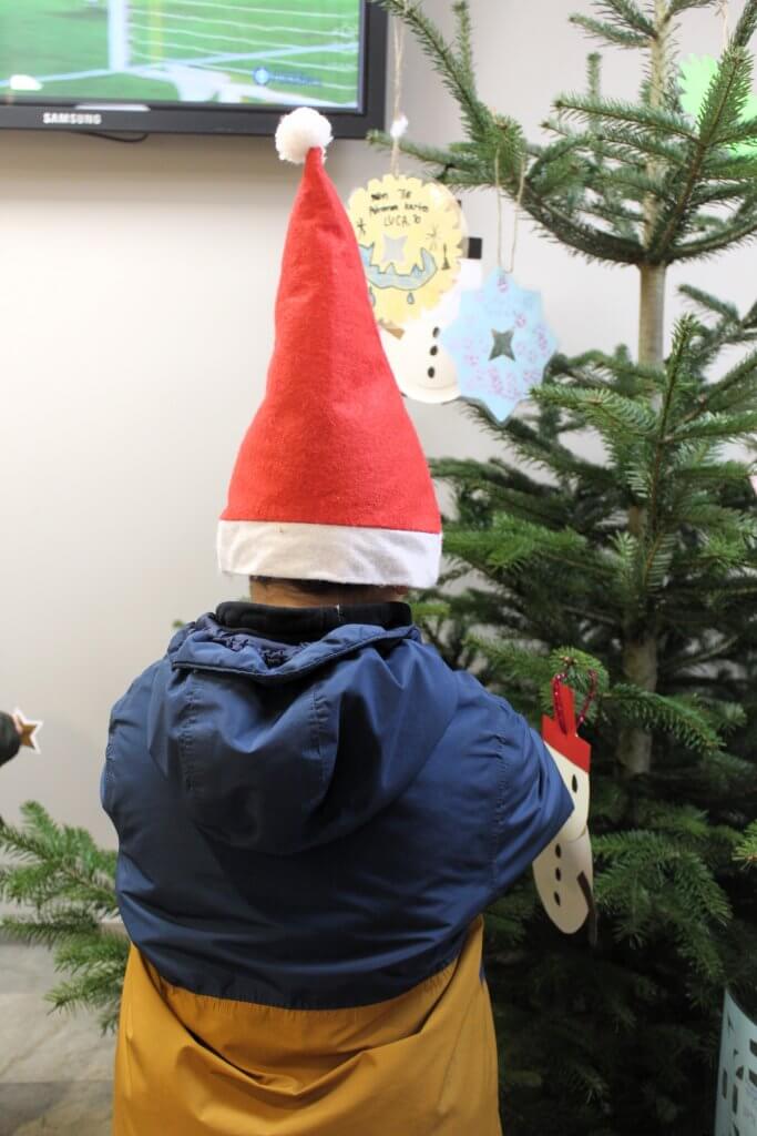 Wunschbaum schmücken